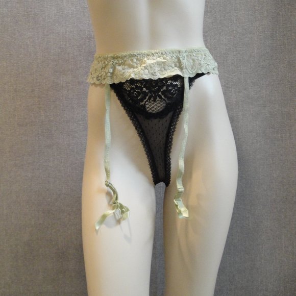 Sage green lace garter belt - Picture 3 of 10